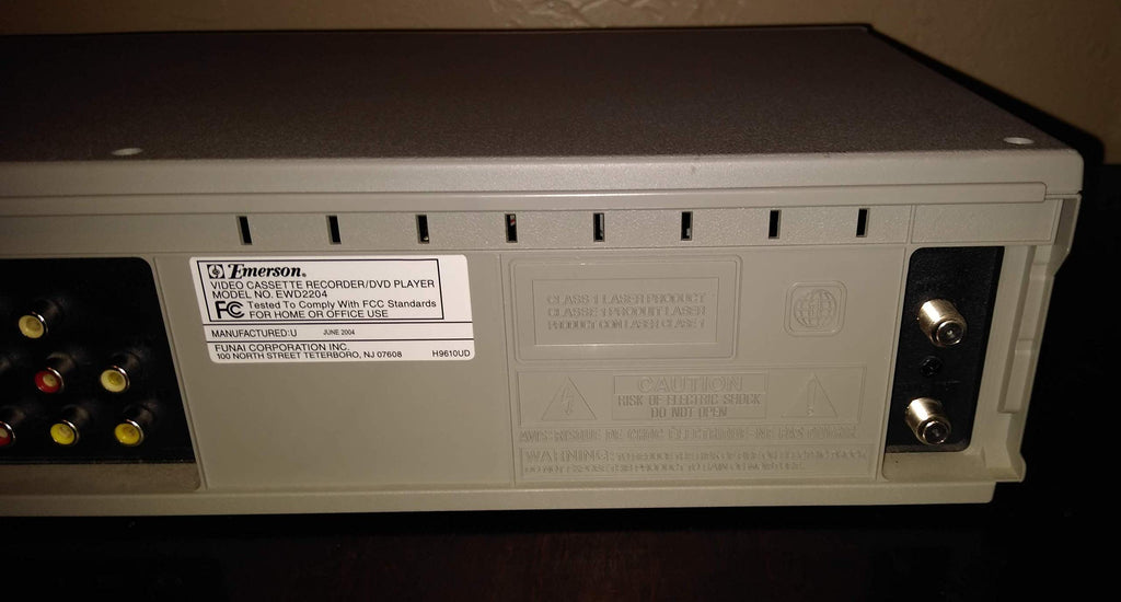 DVD/VCR Combo Player 4 Head Y939