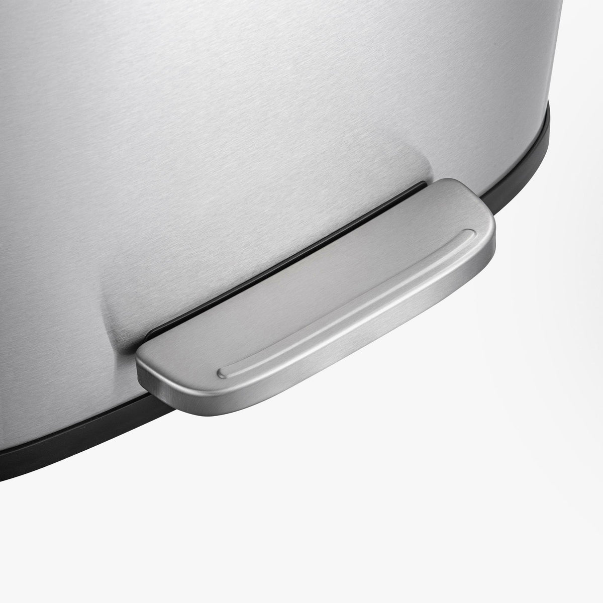 50L Stainless Steel Step-On Kitchen Trash Can F8752