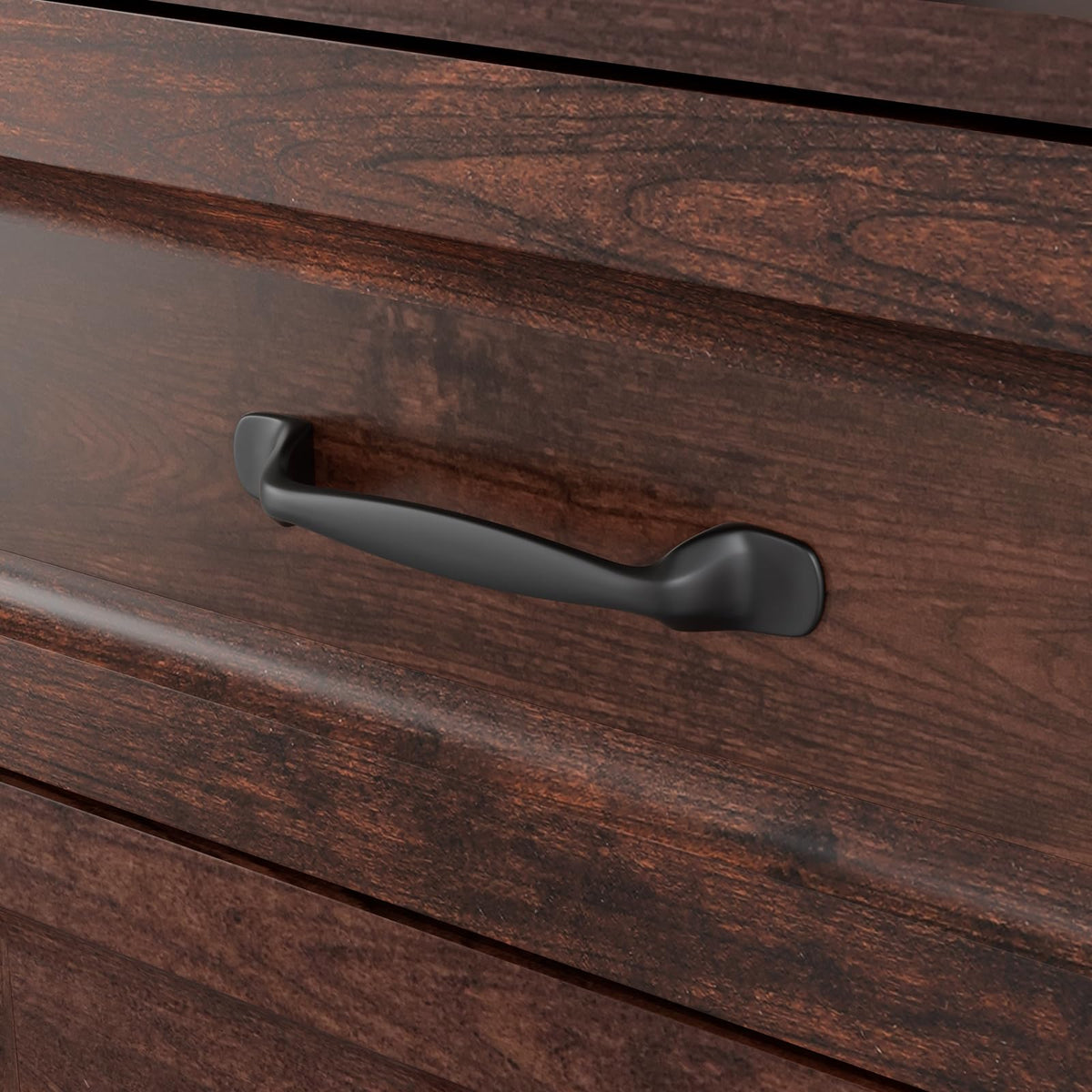 18'' Wood Nightstand with Charging Station N932104